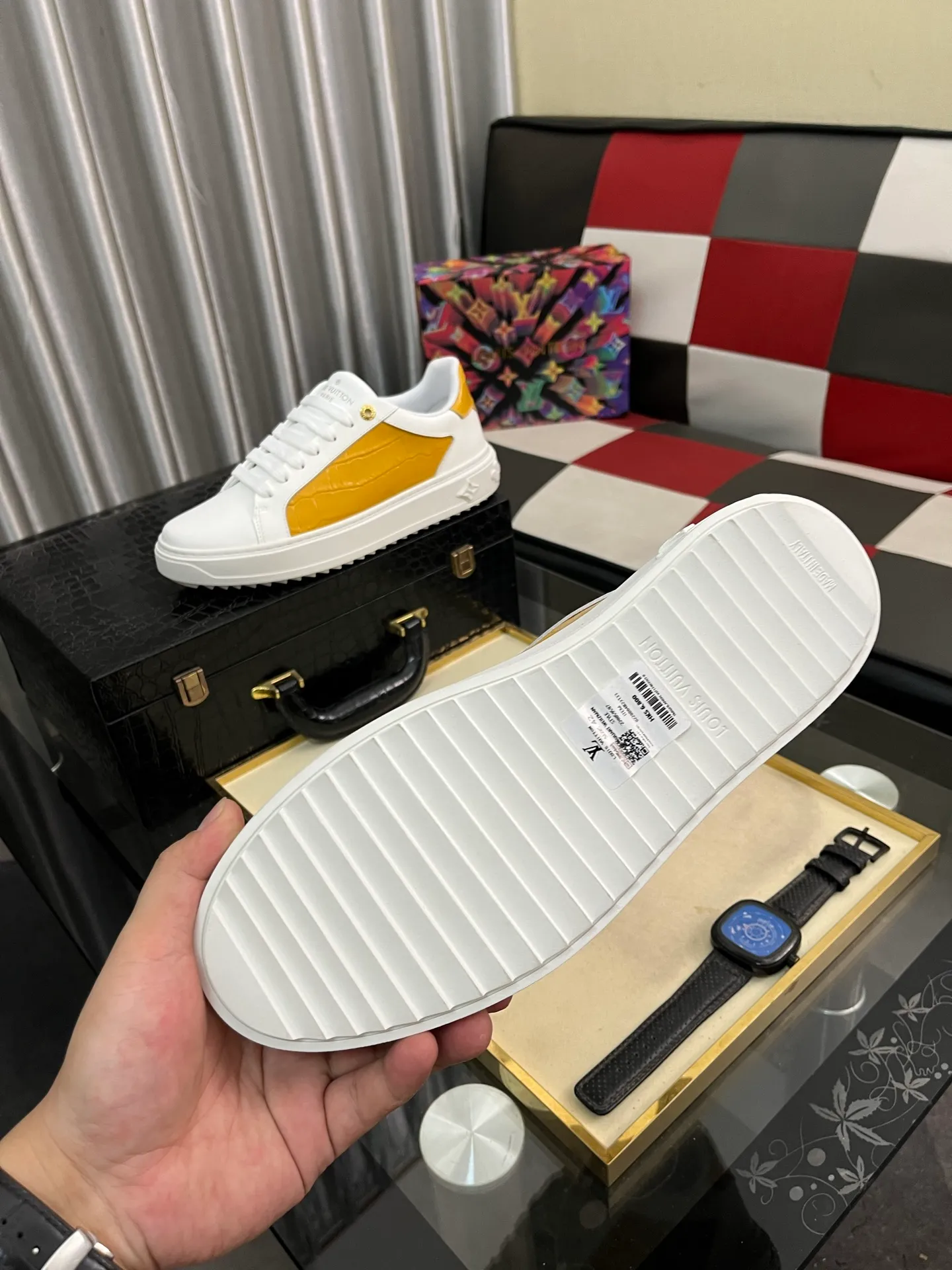 Men's shoes 💰520⌚️⌚️LV Louis Vuitton. The latest fashionable casual shoes are popular in physical stores. New spring and summer comfortable imported custom original cowhide, unique jacquard fabric element design. With sheepskin lining, Lv original bottom, [sun][sun] high-end packaging and high quality💪Details determine the quality, you can enter and leave the counter at will, welcome to compare🇮🇹Number of sizes 38-445️⃣Color options available